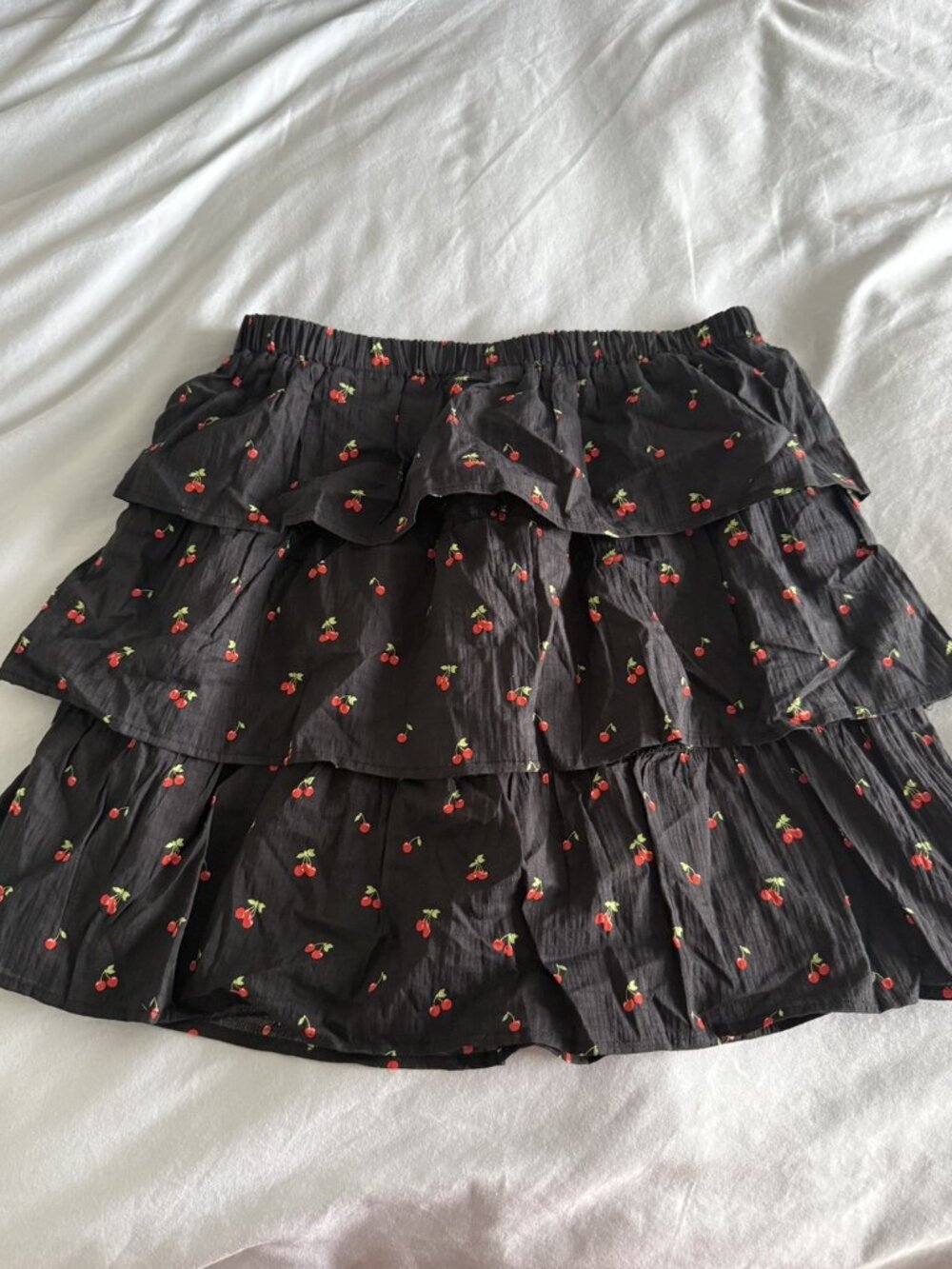 H&M Ruffle mini skirt